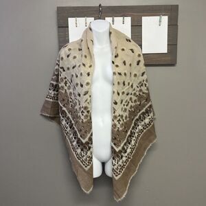 Oscar de La Renta Neutral Japan Wool Square Beautiful Floral Scarf Wrap Fringe